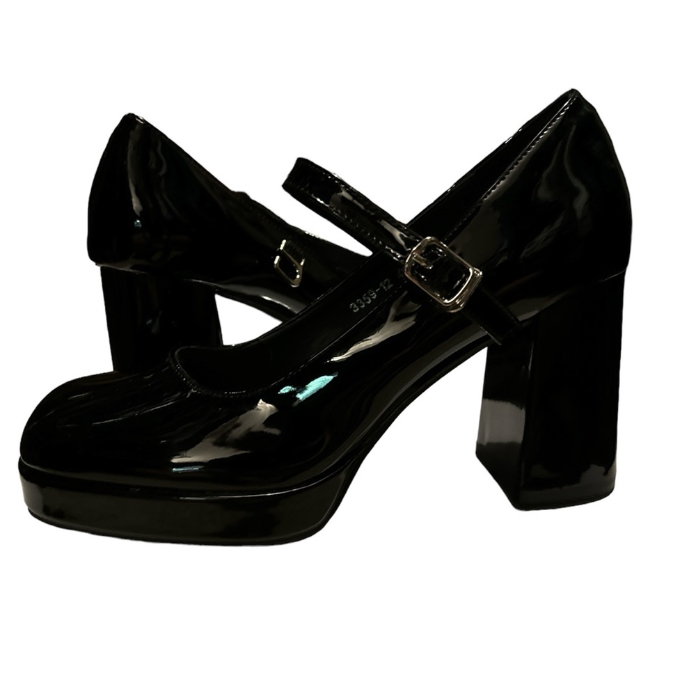 Black Patten Leather Mary Jane’s Size 8